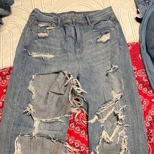 American Eagle Outfitters Light Blue Distressed Boyfriend Jeans